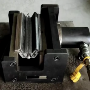 hydraulic belt fastener machine